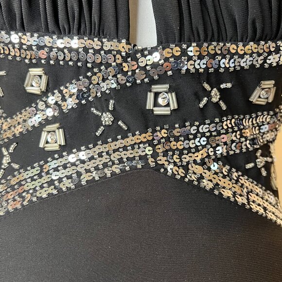 Betsy & Adam Black Sequined Front cross Cut Out Gown, Size 10 - Picture 5 of 16